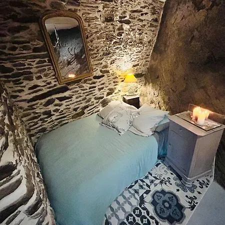 Le Garage Et Wine Cave, Unique Chic, 200m Daire